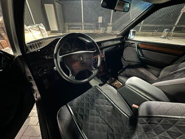 Mercedes-Benz: Mercedes-Benz E-Class: 1995 г., 2 л, Механика, Бензин, Седан — 8