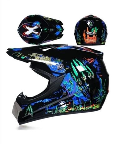 Moto dəbilqələr: Kaskalar 39an hər rəngi var Qara mat kaskalar 55azn Qara parlaq — 10