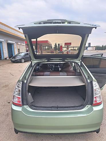 karavan satisi tap az: Toyota Prius: 1.5 l | 2008 il Sedan — 4
