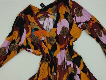 Women: Women`s dress, size S