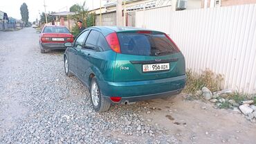 авто соболь: Хэтчбек Ford Focus зеленого цвета с механической коробкой передач