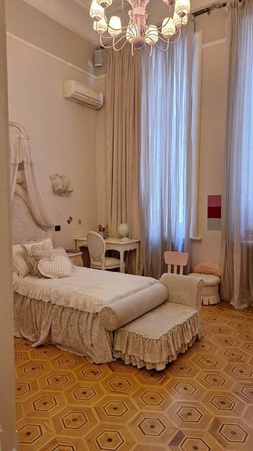 Köhnə tikili: Bakı, 6 otaqlı, Köhnə tikili, m. Sahil, 350 kv. m — 11