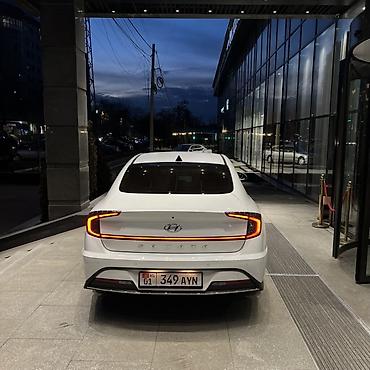 Hyundai: Hyundai Sonata: 2019 г., 2 л, Автомат, Газ, Седан — 5