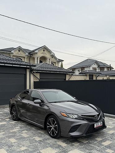 Toyota Camry: 2020 г., 2.5 л, Автомат, Бензин, Седан at lalafo.kg Toyota Camry: 2020 г., 2.5 л, Автомат, Бензин, Седан