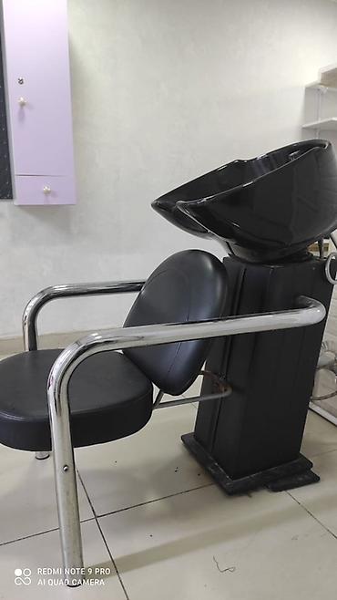 Ofis/mebel dəsti – iş masaları, rəflər və kreslolar Məhsulun tərkibi at lalafo.az — 8 Ofis/mebel dəsti – iş masaları, rəflər və kreslolar Məhsulun tərkibi — 8