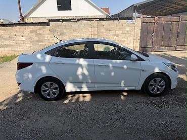 хендлер: Hyundai Solaris: 2015 г., 1.6 л, Механика, Бензин, Седан — 2