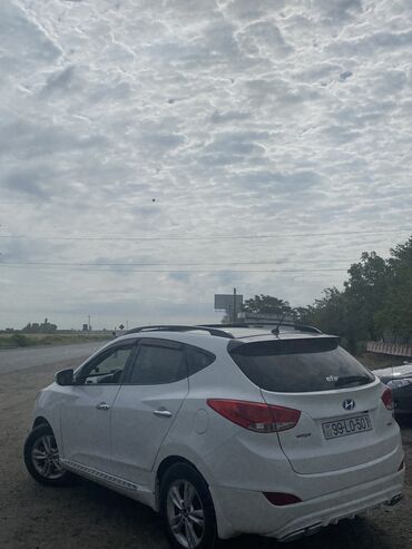 опел зафира б: Hyundai ix35: 2 л | 2012 г. Внедорожник