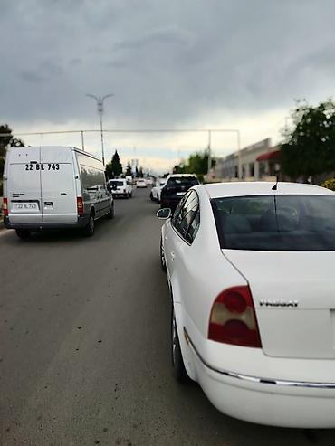 renault megane 2007 1.5 dizel: Volkswagen Passat: 1.8 l | 2003 il Sedan — 2