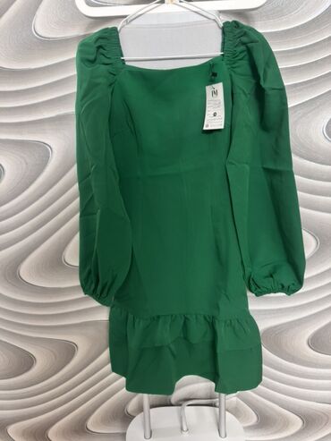 Повседневные платья: Платья женские, бренд IvaNika (ярлык на изделиях). Варианты: 1) — 11