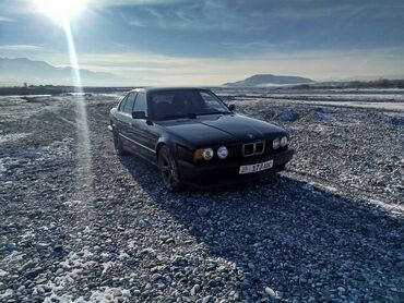 расрочкага машина берилет: BMW 525: 1988 г., 2.5 л, Механика, Бензин, Седан