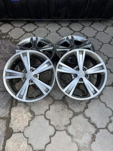 Диски: Литые Диски R 18 Lexus, Комплект, отверстий - 5, Б/у — 8
