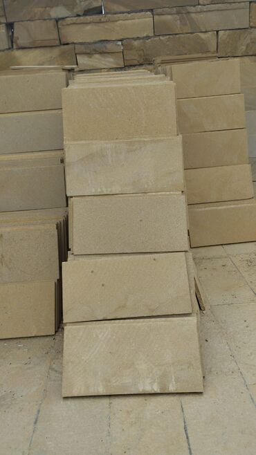 Dekorativ daşlar: Təbii daş plitələr – fasad və terras üçün - Material: təbii daş (kül — 12