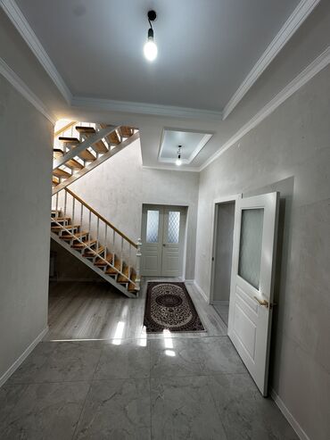 Продажа домов: Дом, 220 м², 5 комнат, Собственник — 5