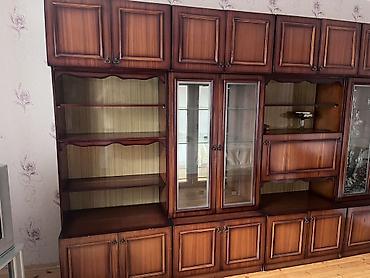 mebel kitab refleri: Klassik üslubda iri ölçülü salon divar dolabı - Material: ağac əsaslı — 1
