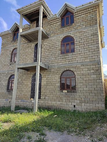 ev alqi satqi kreditle: Sulutəpə qəs. 5 otaqlı, 3 kv. m — 3