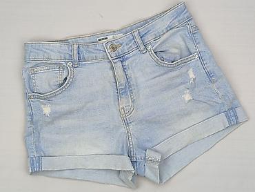 pull bear wyprzedaż: Bershka, Szorty damskie, rozmiar S — 1