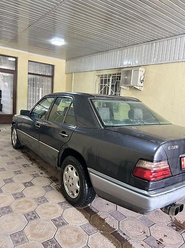 на 124: Mercedes-Benz W124: 1993 г., 2.2 л, Механика, Бензин, Седан — 3