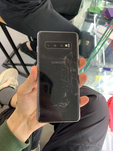 Samsung Galaxy S10, Б/у, 128 ГБ, цвет - Черный, 1 SIM