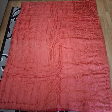 Çəngəllər: İşlənmiş Böyüklər üçün İki nəfərlik Qış üçün Yun Yorğan, Ünvandan götürmə