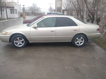 машина camry: Toyota Camry: 1999 г., 2.2 л, Автомат, Бензин, Седан