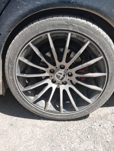 2 təkər: Mersedes Benz AMG R18 şinlərin vəziyyəti 70% disklərin heç bir