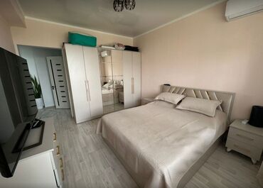 продаю однокомнатную квартиру аламедин 1: 1 комната, 49 м², Элитка, 8 этаж, Евроремонт