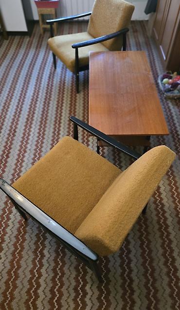 Stilske garniture: Vintage dnevni set – mid century 1960 vitrina sa kredencem, klub sto i — 13