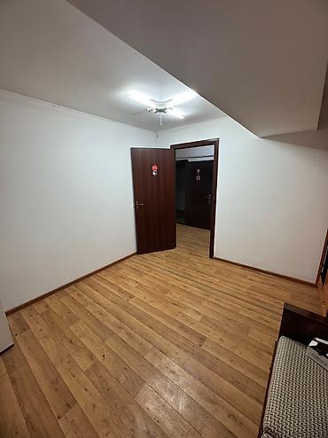 Продажа складов и мастерских: Продается коммерческое помещение в 5 микрорайоне, в шаговой at lalafo.kg — 4 Продажа складов и мастерских: Продается коммерческое помещение в 5 микрорайоне, в шаговой — 4