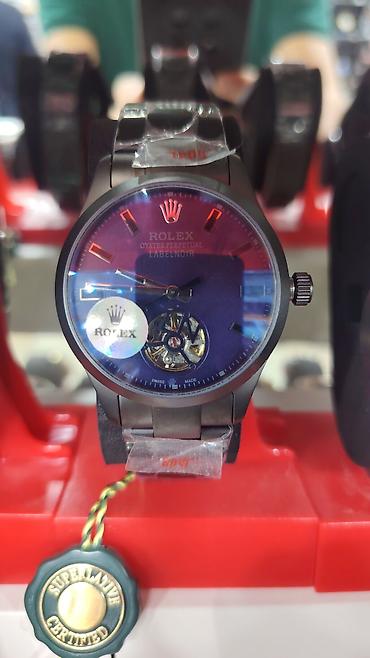 3d saat: Məhsul: Kvars mexanizmlə işləyən analoq qol saatları (Oyster Perpetual — 2