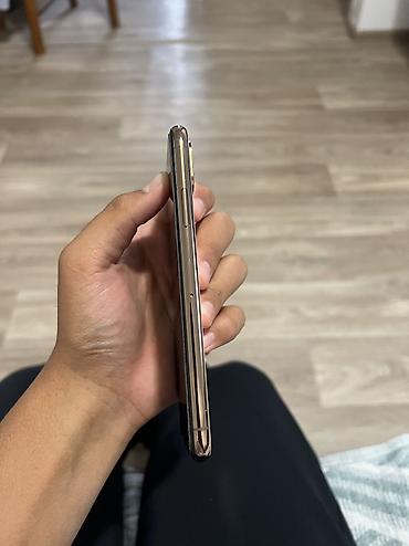 Мобильные телефоны и аксессуары: IPhone Xs, Б/у, 256 ГБ — 2