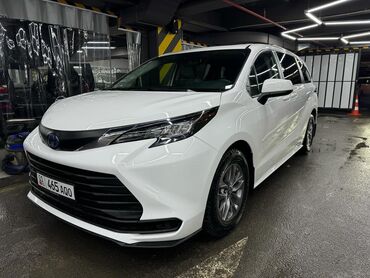 нива 2021: Toyota Sienna: 2021 г., 2.5 л, Автомат, Гибрид, Минивэн