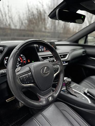 Lexus: Lexus : 2018 г., 2 л, Бензин, Кроссовер — 9