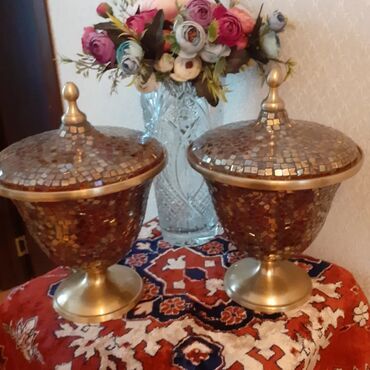 bronza v Azərbaycan | İşıqlandırma: Dekorativ boyuk cut vaza bronza terkibli