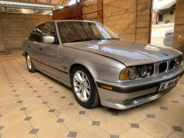 дом на колесах трейлер: BMW 5 series: 1995 г., 2.5 л, Механика, Бензин, Седан
