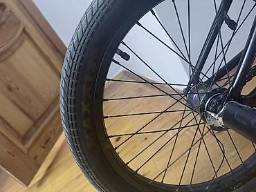 volta: BMX velosiped – şəhər və freestyl üçün - Rəng: tam qara - Çərçivə — 8