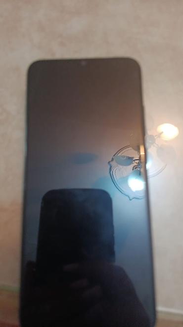 ipad 8 32: Samsung Galaxy A02 S, 32 GB, rəng - Qara, Face ID — 3