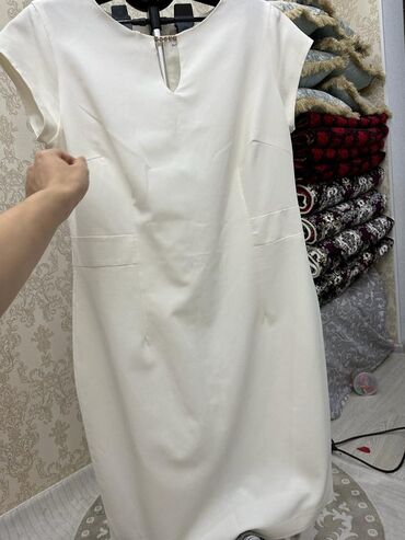 белая платья: Повседневное платье, XL (EU 42), 2XL (EU 44)