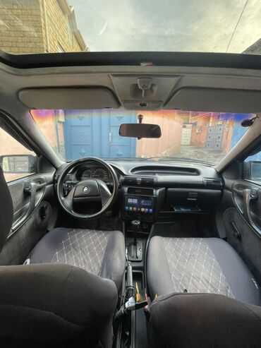 Opel: Opel Astra F sedan - Kuzov: 4 qapılı sedan, tünd qırmızı rəng - — 5