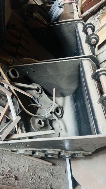 Запчасти для универсальных станков: Ковши для экскаватора - Универсальные ковши под фронтальное и — 1