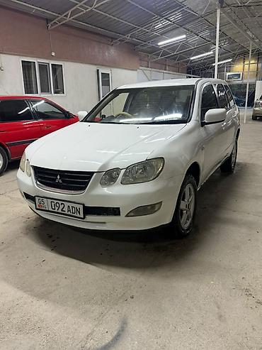 Mitsubishi: Mitsubishi Airtrek: 2002 г., 2.4 л, Автомат, Бензин, Универсал — 6