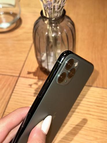 pro 11: IPhone 11 Pro, Matte Midnight Green, Face ID — 3