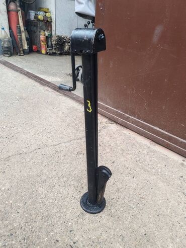 Auto delovi: Dizalica Lada 2121,21213,21214 Niva br.3. Polovno, ocuvano. Bila u — 11