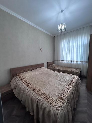 Günlük kirayə evlər: 90 kv. m, 3 otaqlı — 13