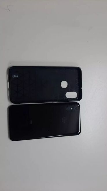 xiaomi mi 8: Xiaomi Mi 8, 64 GB, rəng - Qara, 
 İki sim kartlı
