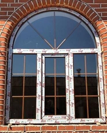 plasmas qapi: PVC profilindən hazırlanmış qeyri-standart formalı pəncərələr INSTA — 2