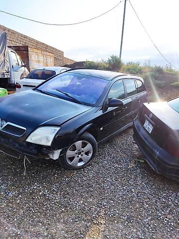 бампер опель вектра б: Opel Vectra C Caravan (universal), qara rəng Xüsusiyyətlər: - Kuzov — 2