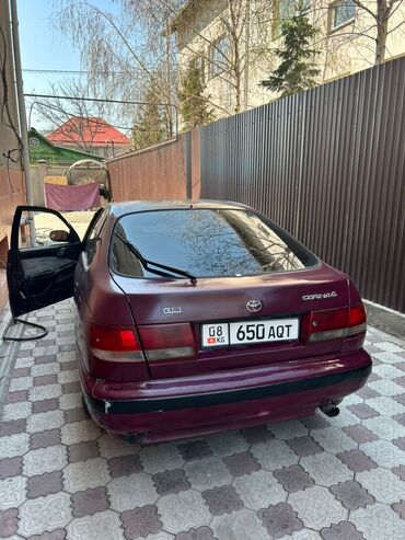 Toyota: Toyota Carina E: 1992 г., 1.6 л, Механика, Бензин, Хэтчбэк