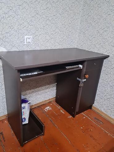 islenmis ofis kreslolari: Düz masa, Polkalı, Siyirməli, Sadə laminat — 2