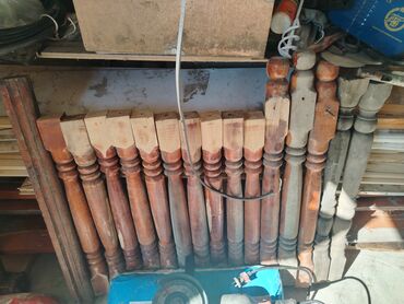 купить дверной замок: İşlənmiş Məhəccər balyansı, Taxta