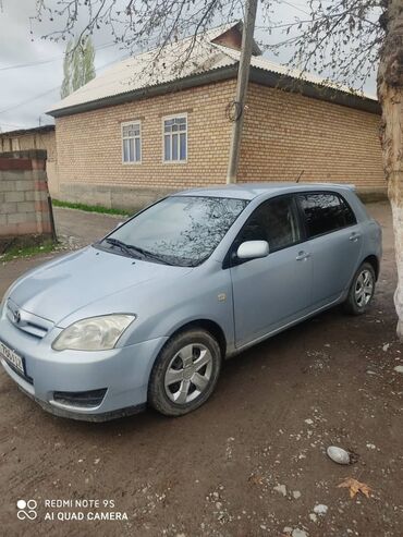 Toyota: Toyota Corolla: 2004 г., 1.6 л, Механика, Бензин, Хэтчбэк